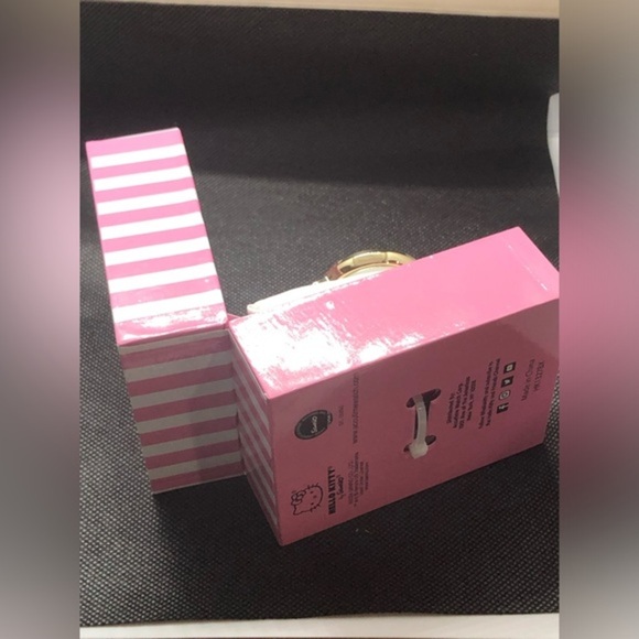 Hello Kitty pink strap gold trim pink charm watch with hello kitty logo face - Picture 5 of 13